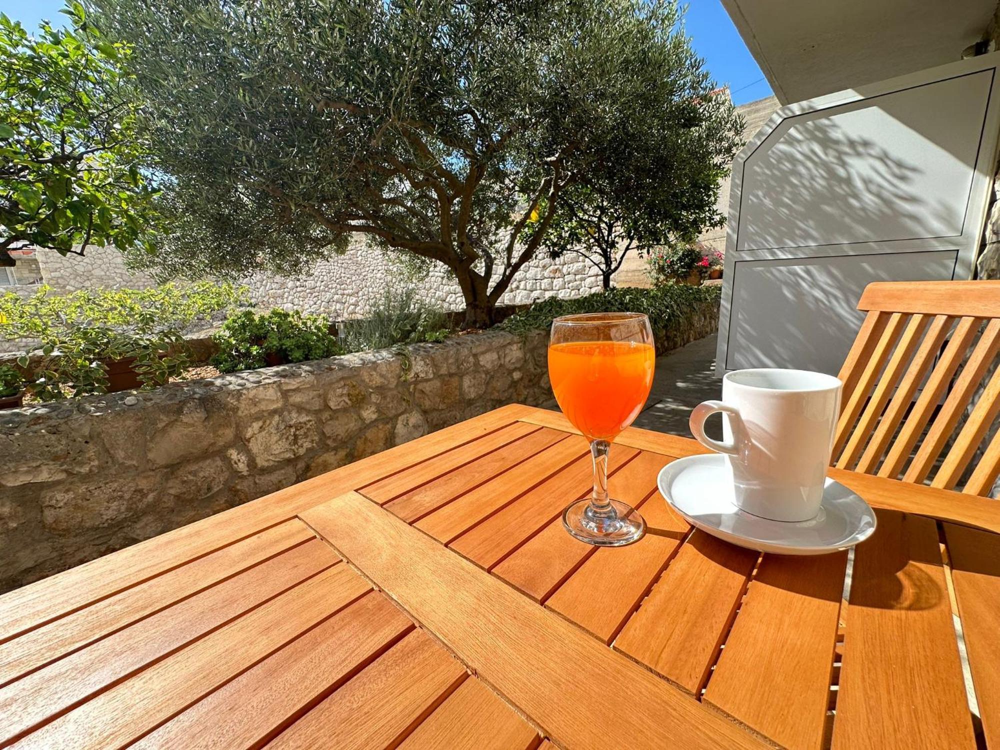 Guest House Kovacevic Đảo Hvar Ngoại thất bức ảnh